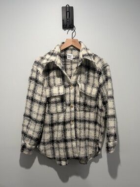 Princess Polly Ivory and Black Plaid Sherpa Style Jacket Shacket 4